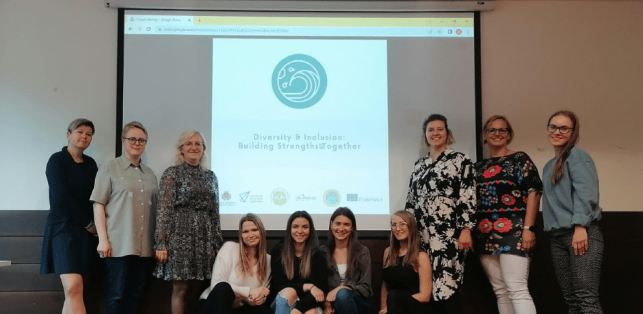 “Dažādība & iekļaušana: Kopīga prasmju stiprināšana” | Valmieras Attīstības aģentūras “Erasmus+” projekta pieredzes stāsts