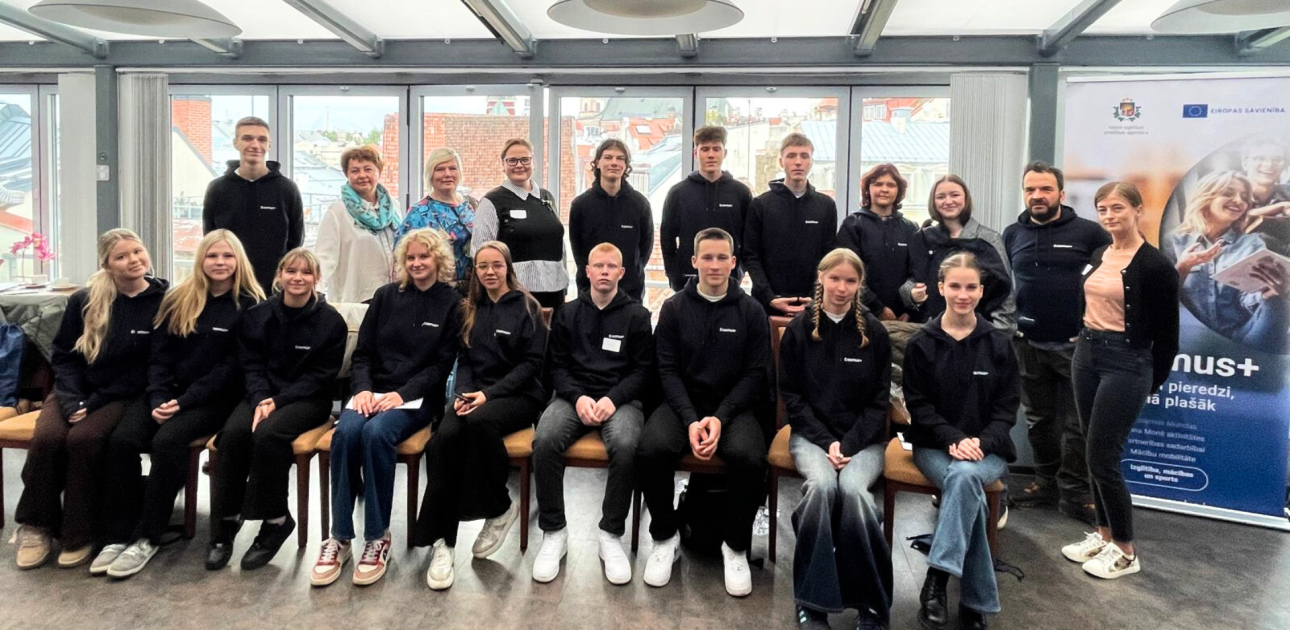 Skolēnu grupa, Erasmus+