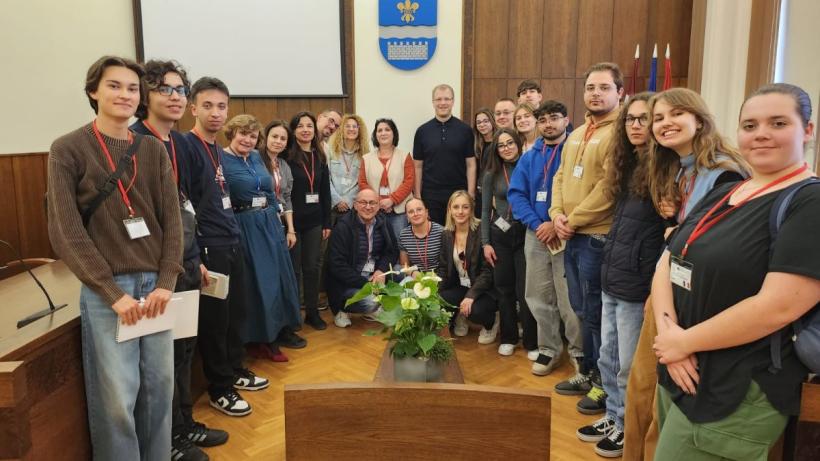 Daugavpils Draudzīgā aicinājuma vidusskolas īstenotais Erasmus+ projekts  “Lift of Democracy” 